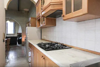 Peacehaven 8 - Hostel Sliema Hotel
